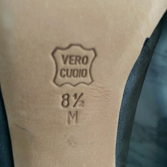 Vaneli Peep Toe Platform Pump. Gray Suede.  3 3/4 heel with 3/4 platform. - Picture 8 of 12